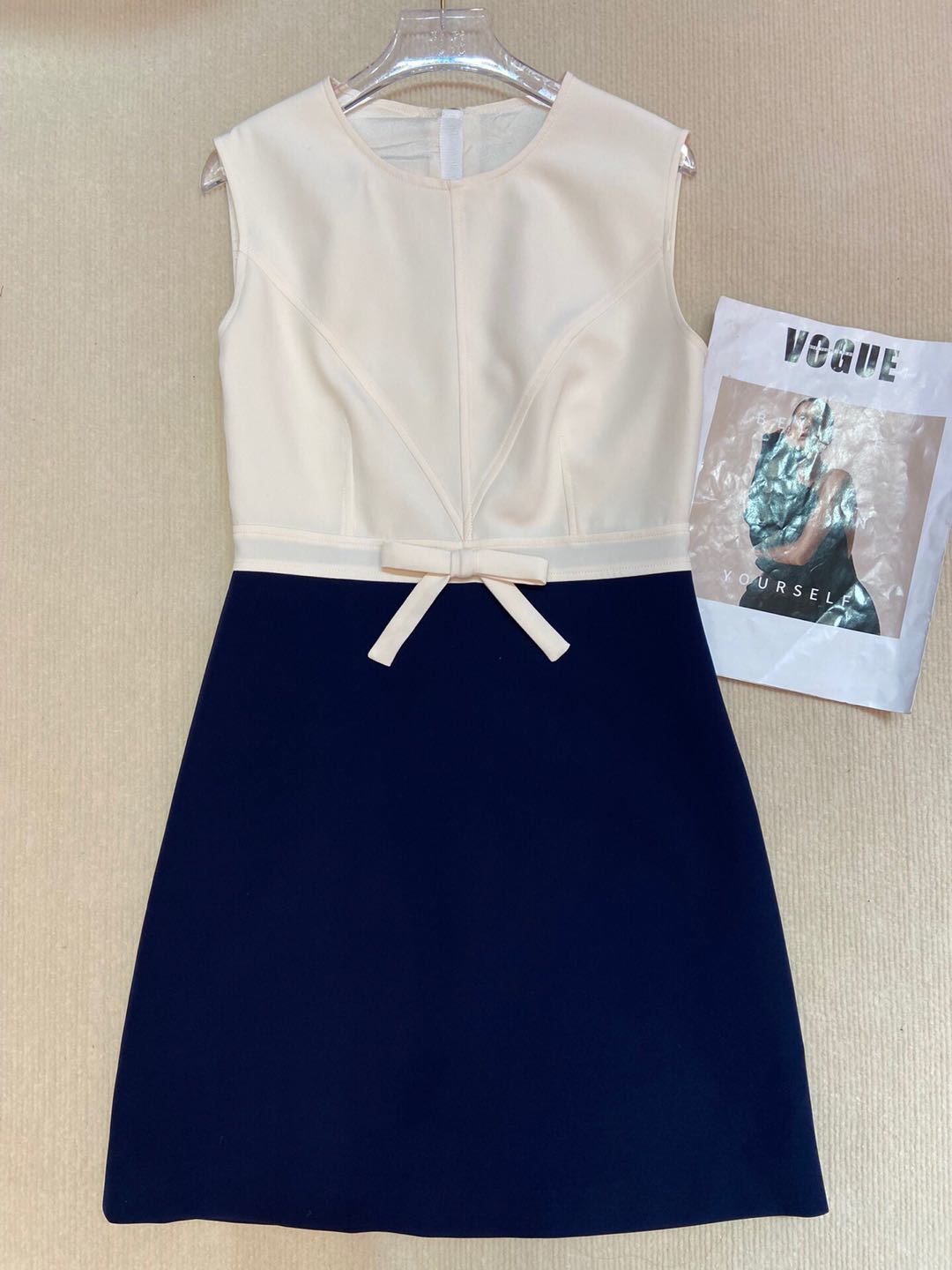 詳細な写真と価格については私に連絡してください。