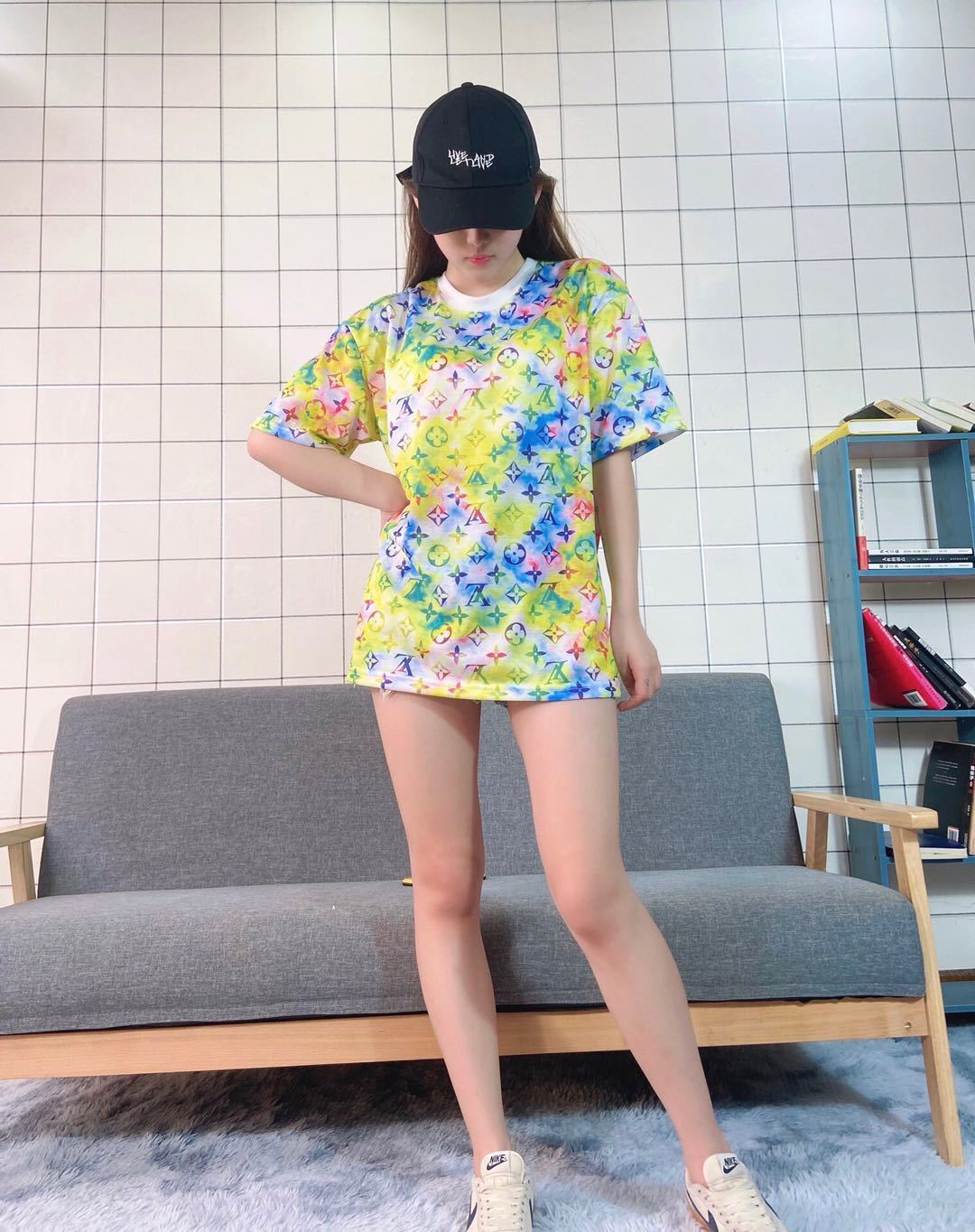 詳細な写真と価格については私に連絡してください。