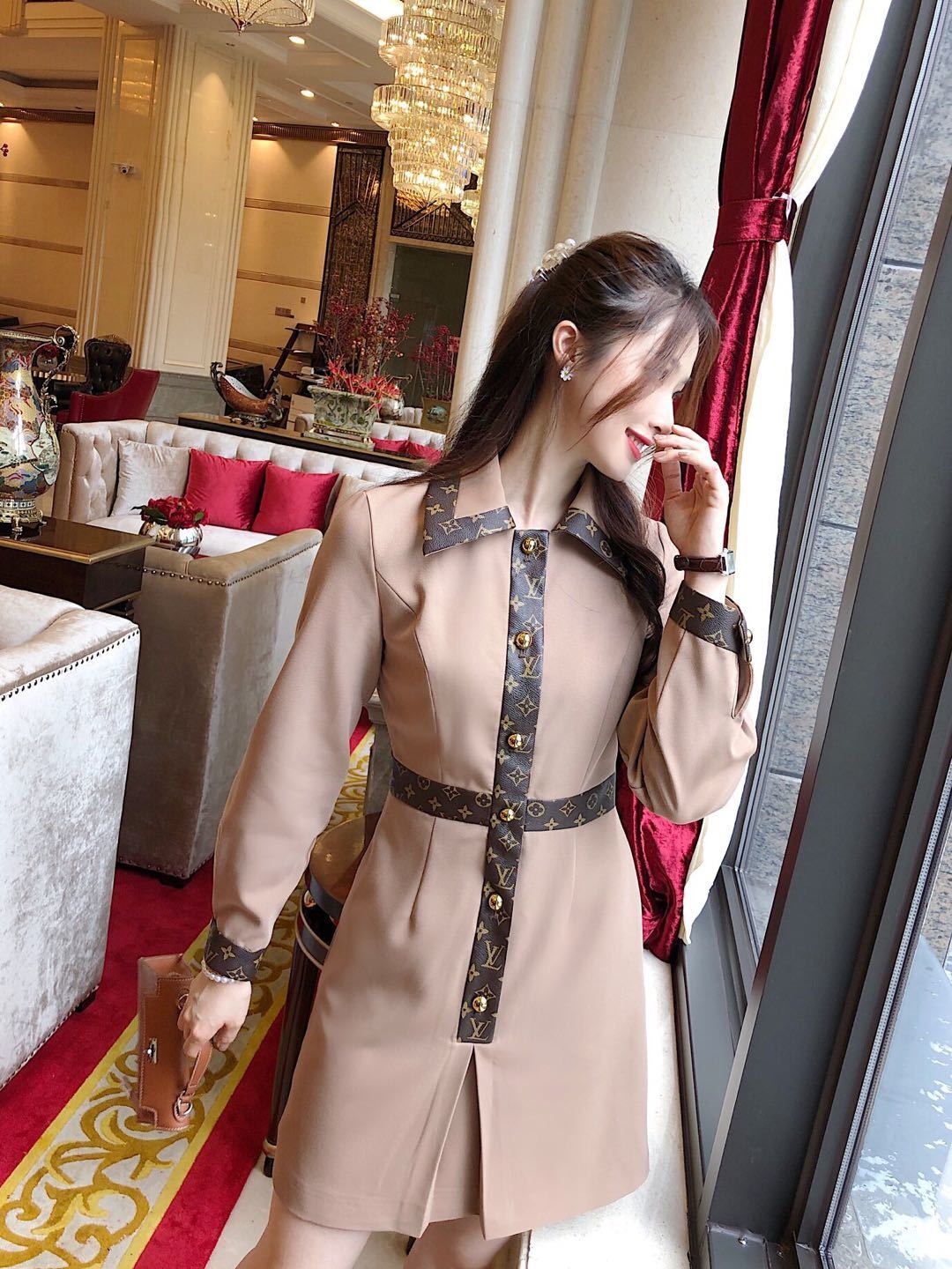 詳細な写真と価格については私に連絡してください。