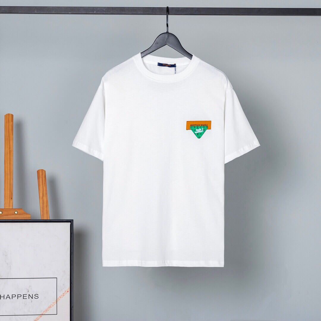 詳細な写真と価格については私に連絡してください。