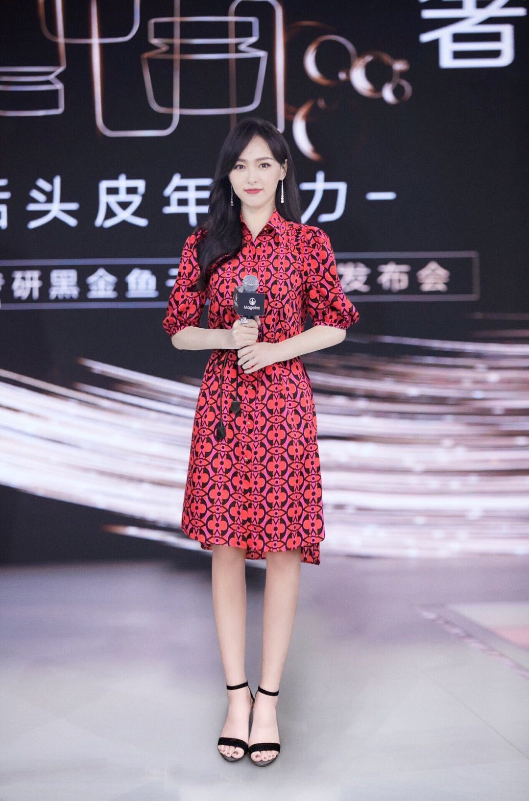 詳細な写真と価格については私に連絡してください。