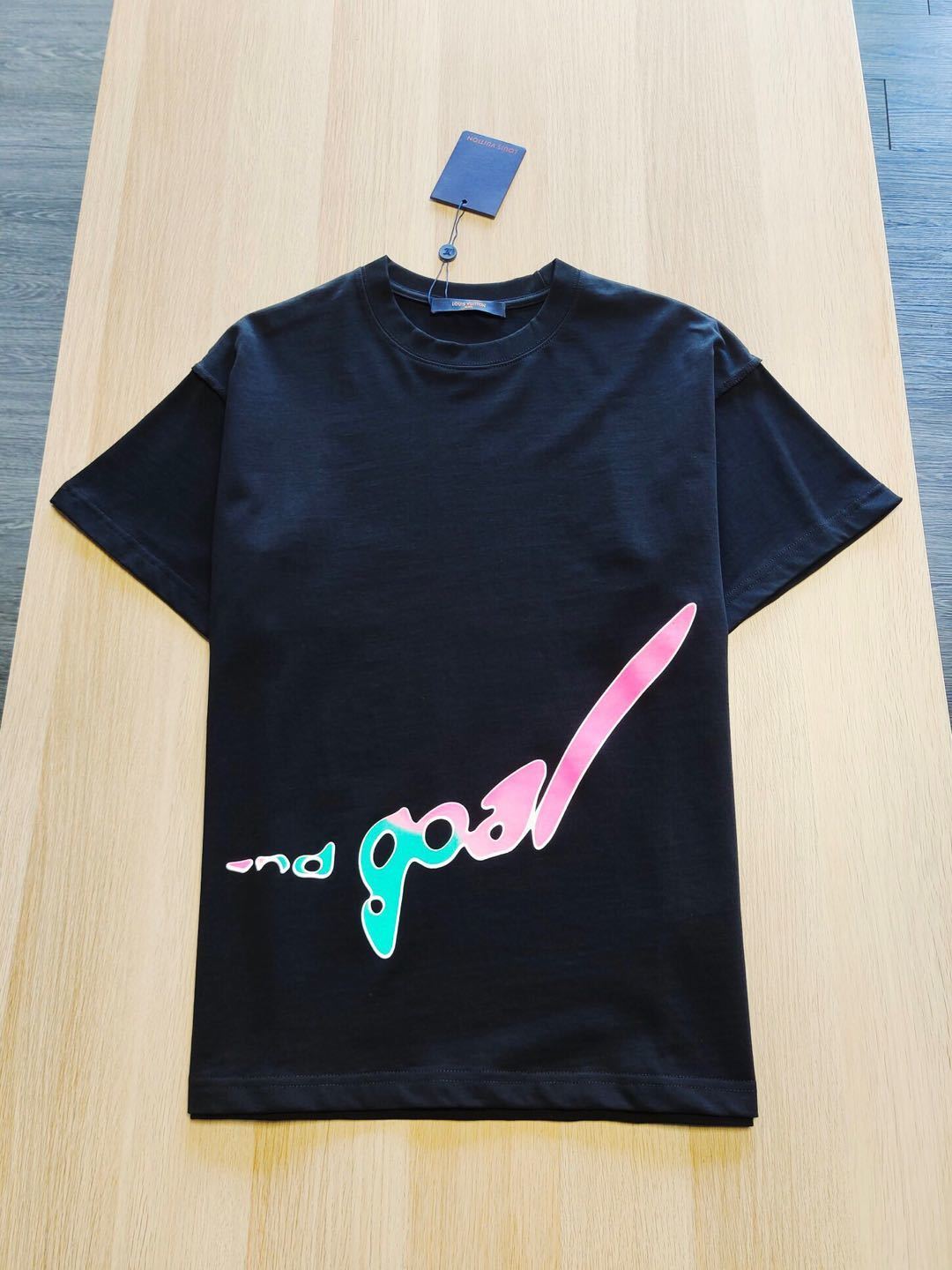 詳細な写真と価格については私に連絡してください。