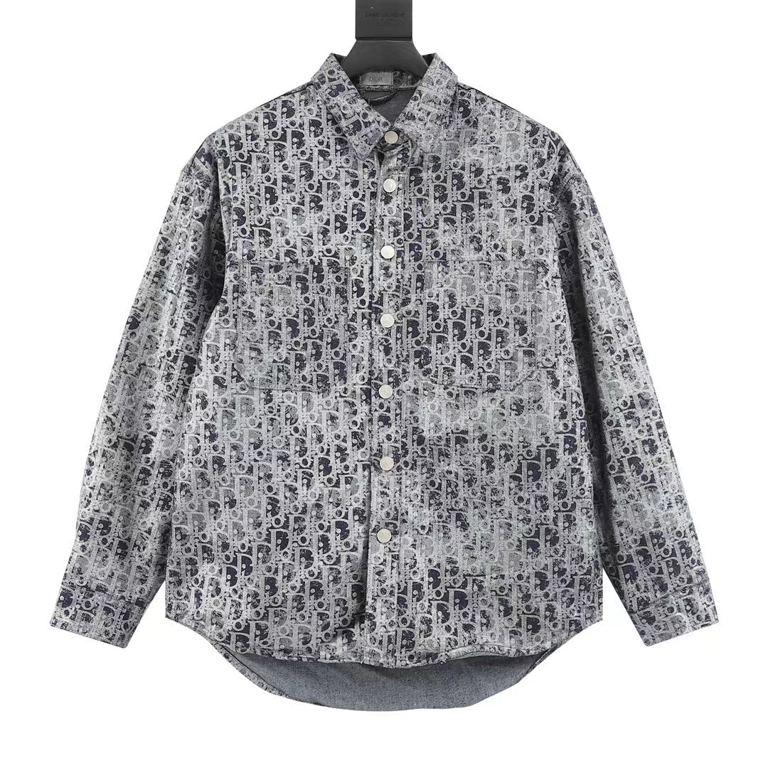 詳細な写真と価格については私に連絡してください。