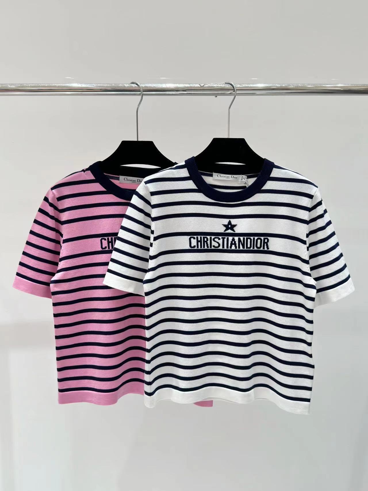 詳細な写真と価格については私に連絡してください。