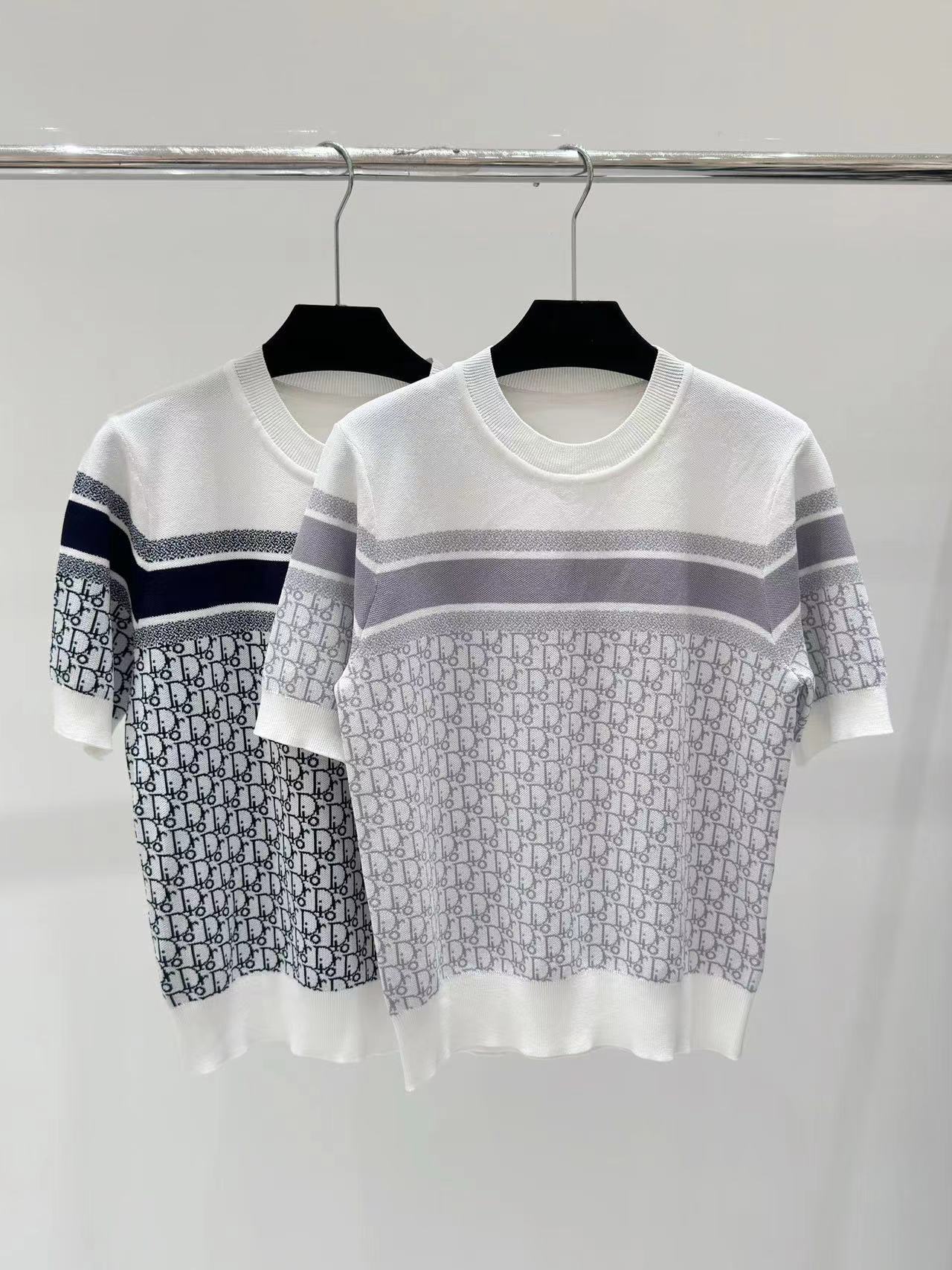 詳細な写真と価格については私に連絡してください。