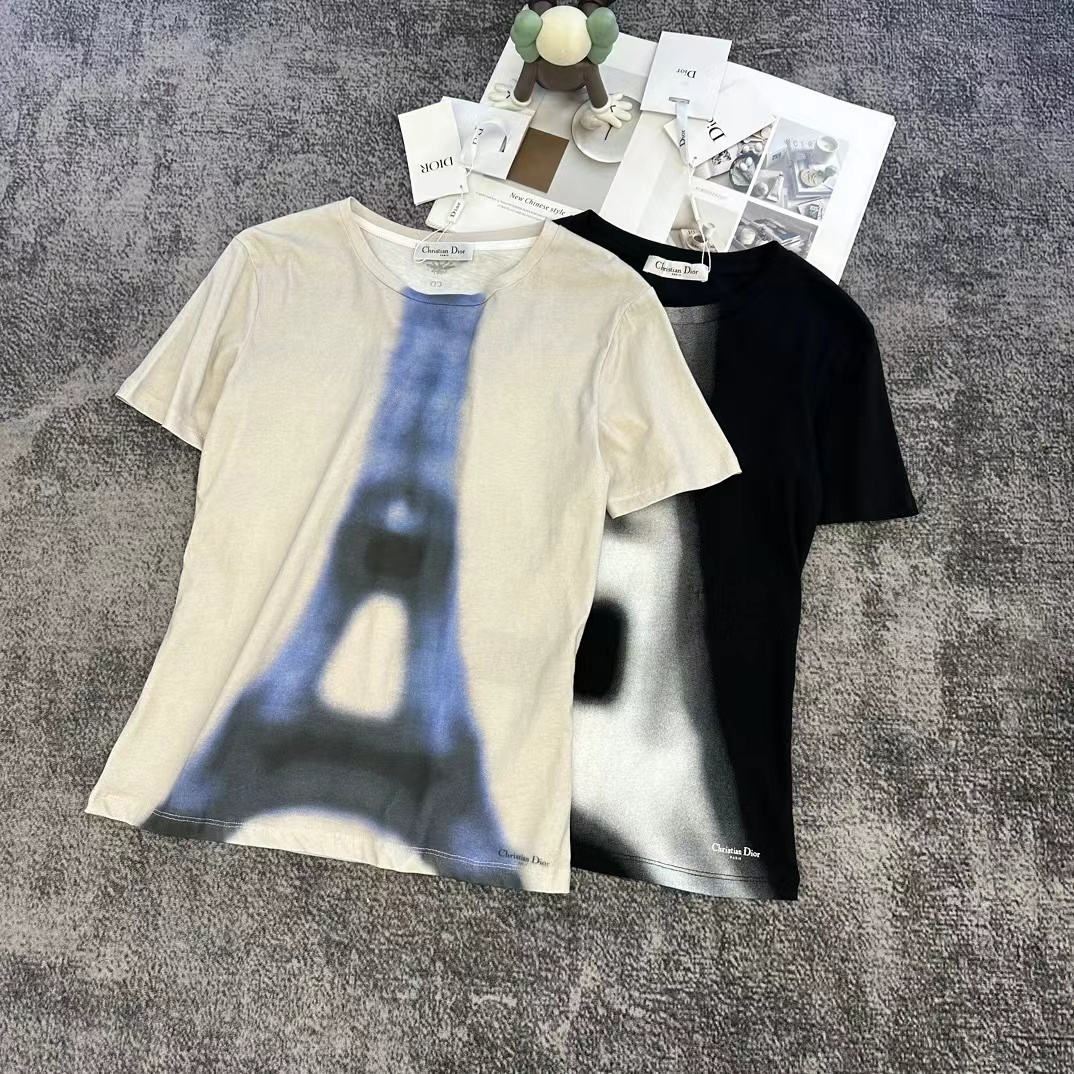 詳細な写真と価格については私に連絡してください。