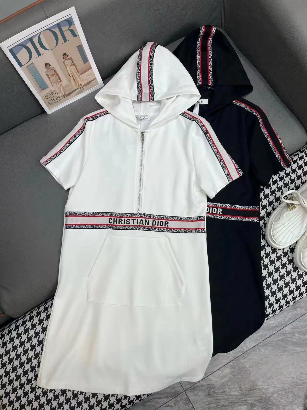 詳細な写真と価格については私に連絡してください。