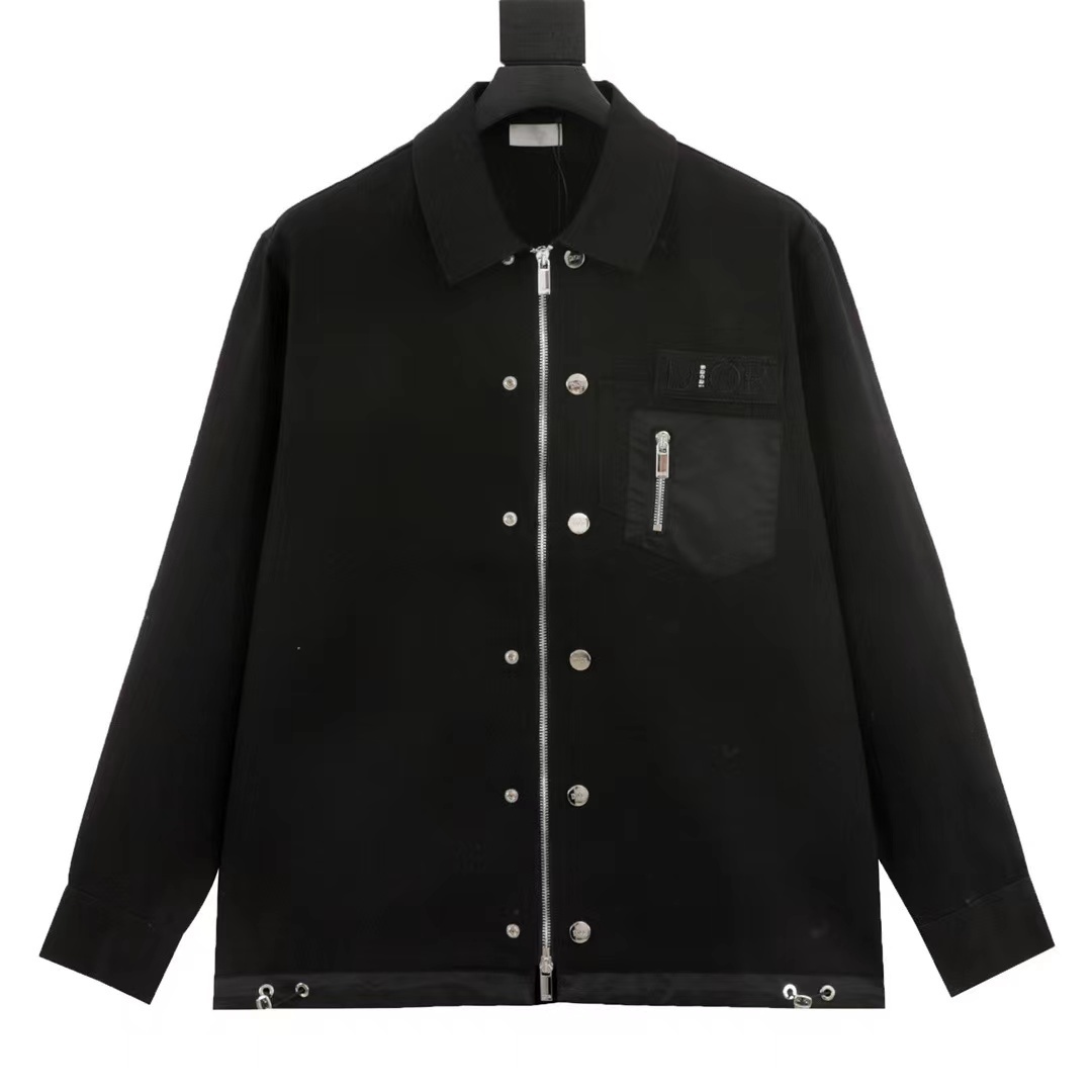 詳細な写真と価格については私に連絡してください。