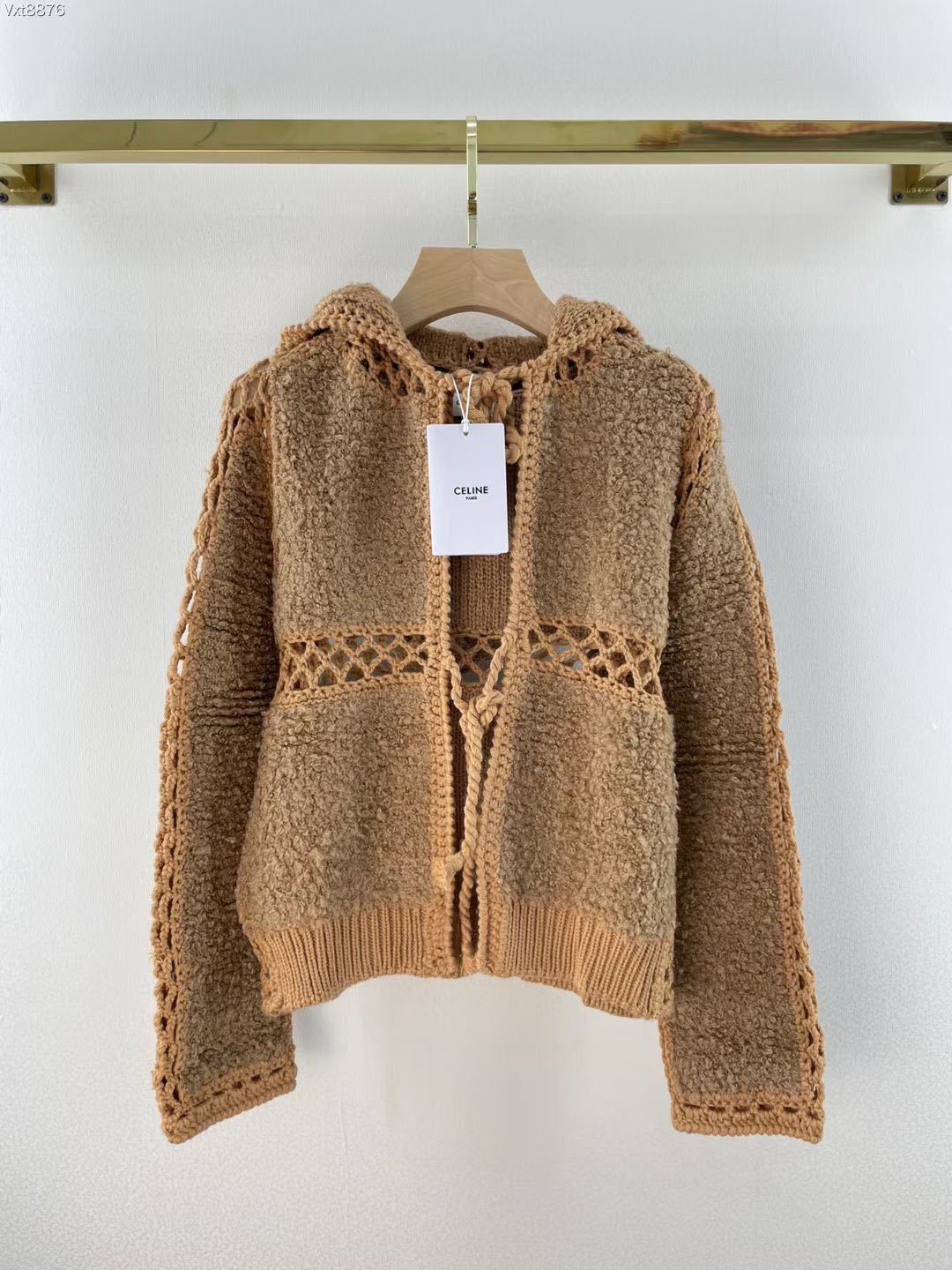 詳細な写真と価格については私に連絡してください