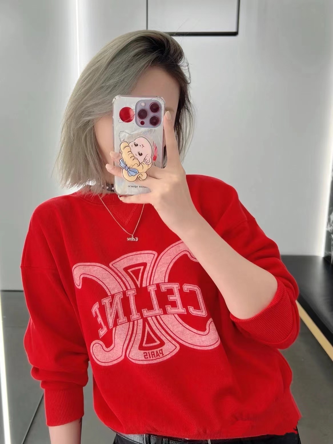 詳細な写真と価格については私に連絡してください