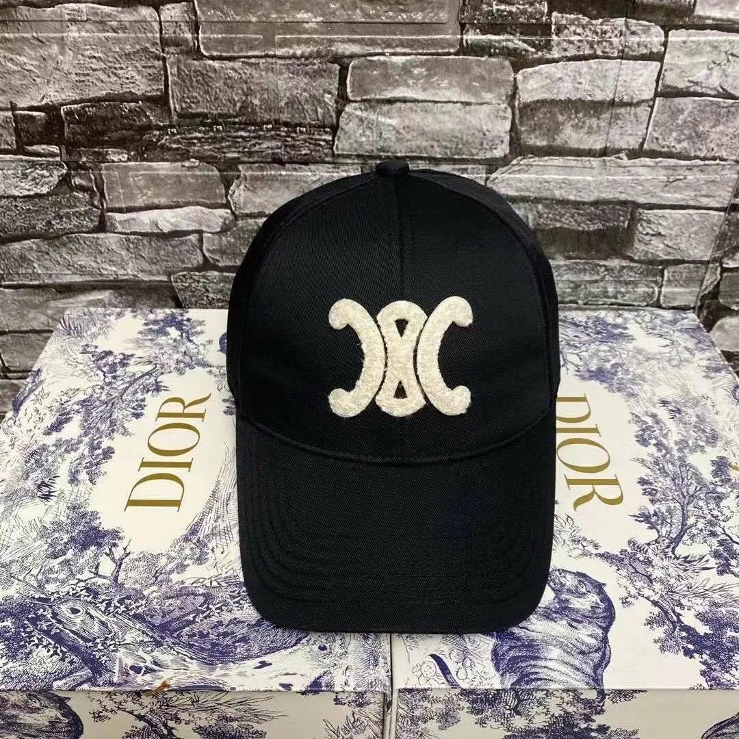 詳細な写真と価格については私に連絡してください