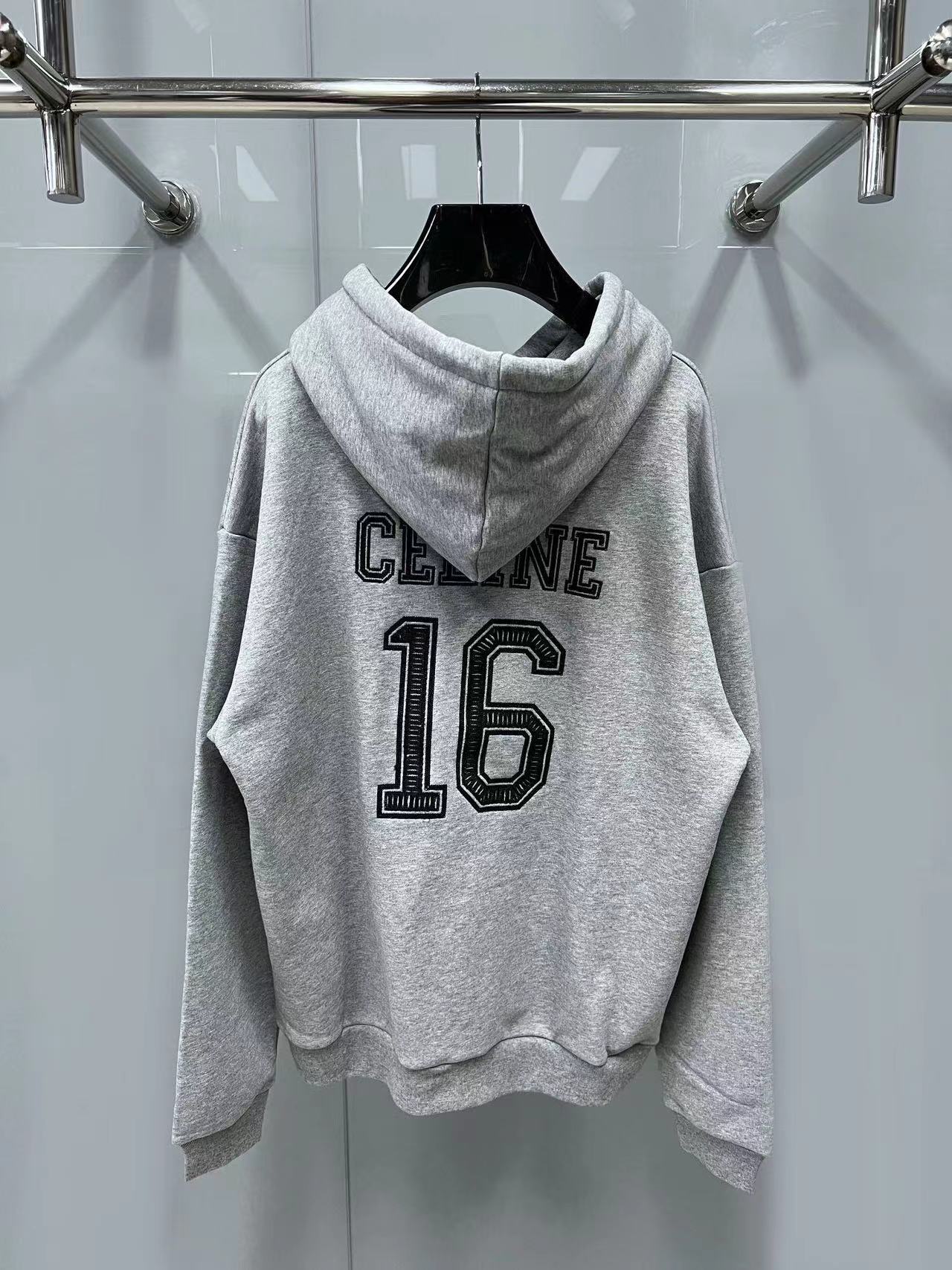 詳細な写真と価格については私に連絡してください