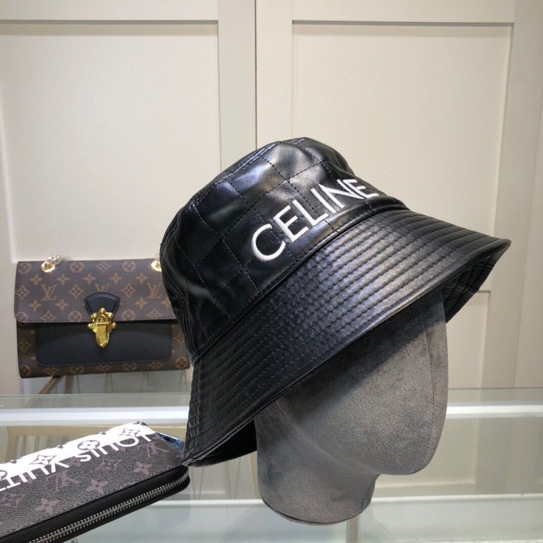 詳細な写真と価格については私に連絡してください