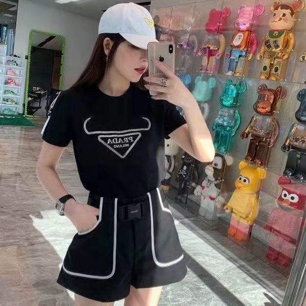 詳細な写真を見て、私を見つけてください