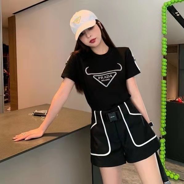 詳細な写真を見て、私を見つけてください