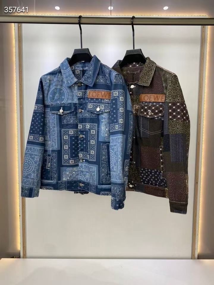 詳細な写真と価格については私に連絡してください。