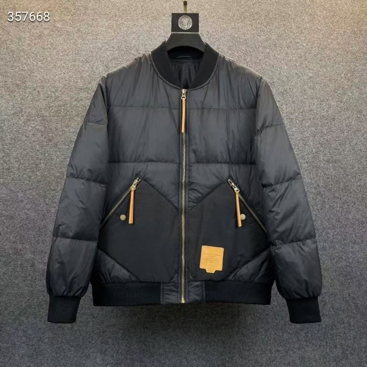 詳細な写真と価格については私に連絡してください。