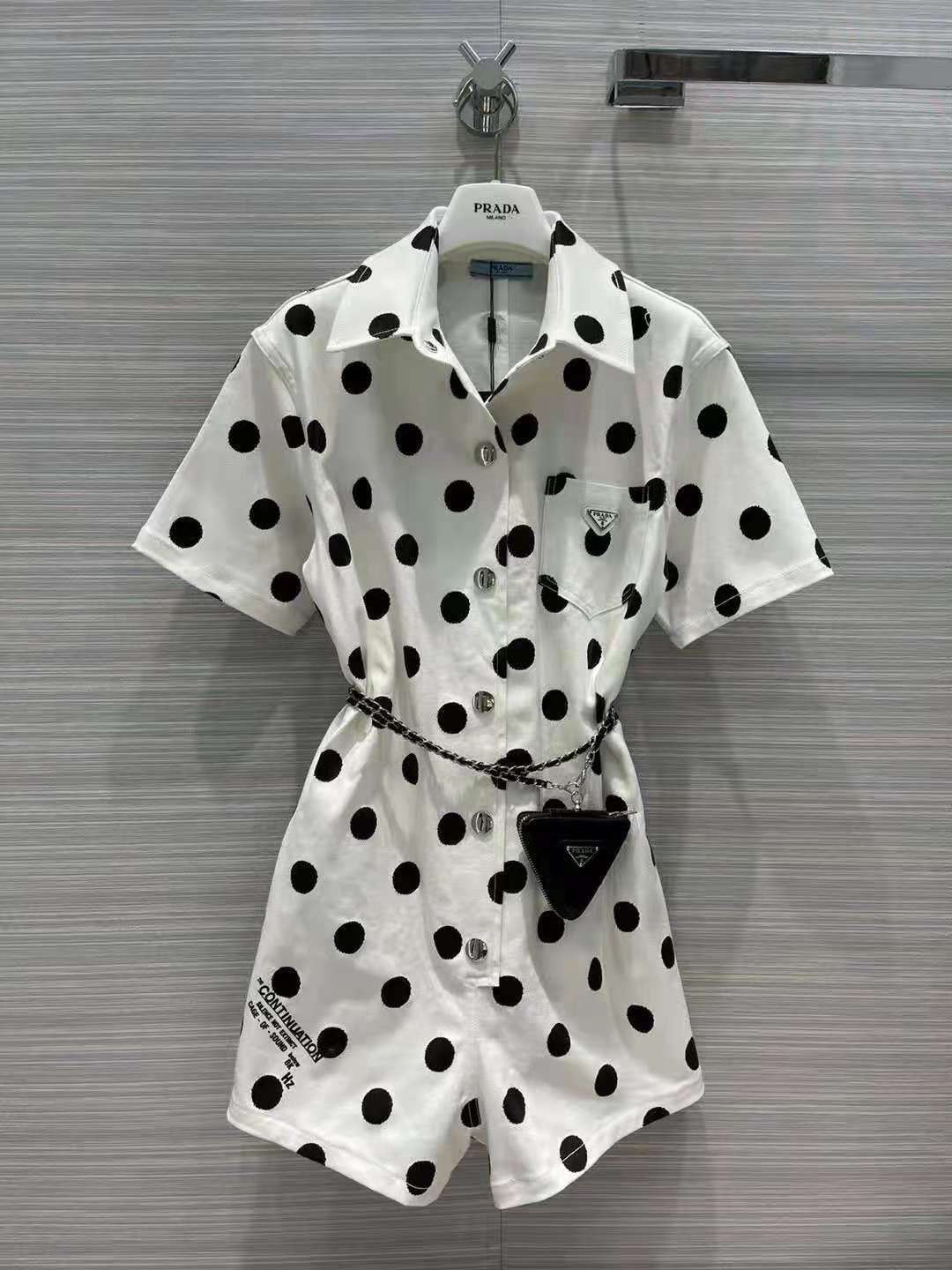 詳細な写真を見て、私を見つけてください