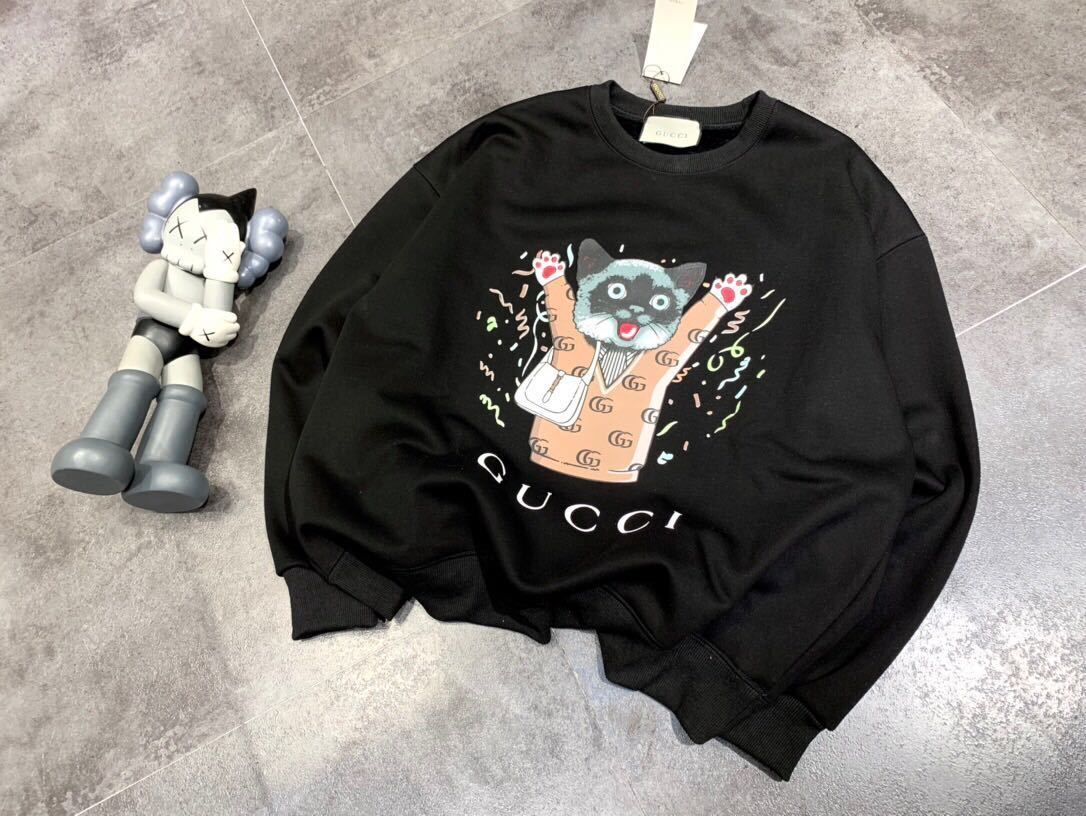 詳細な写真と価格については私に連絡してください。