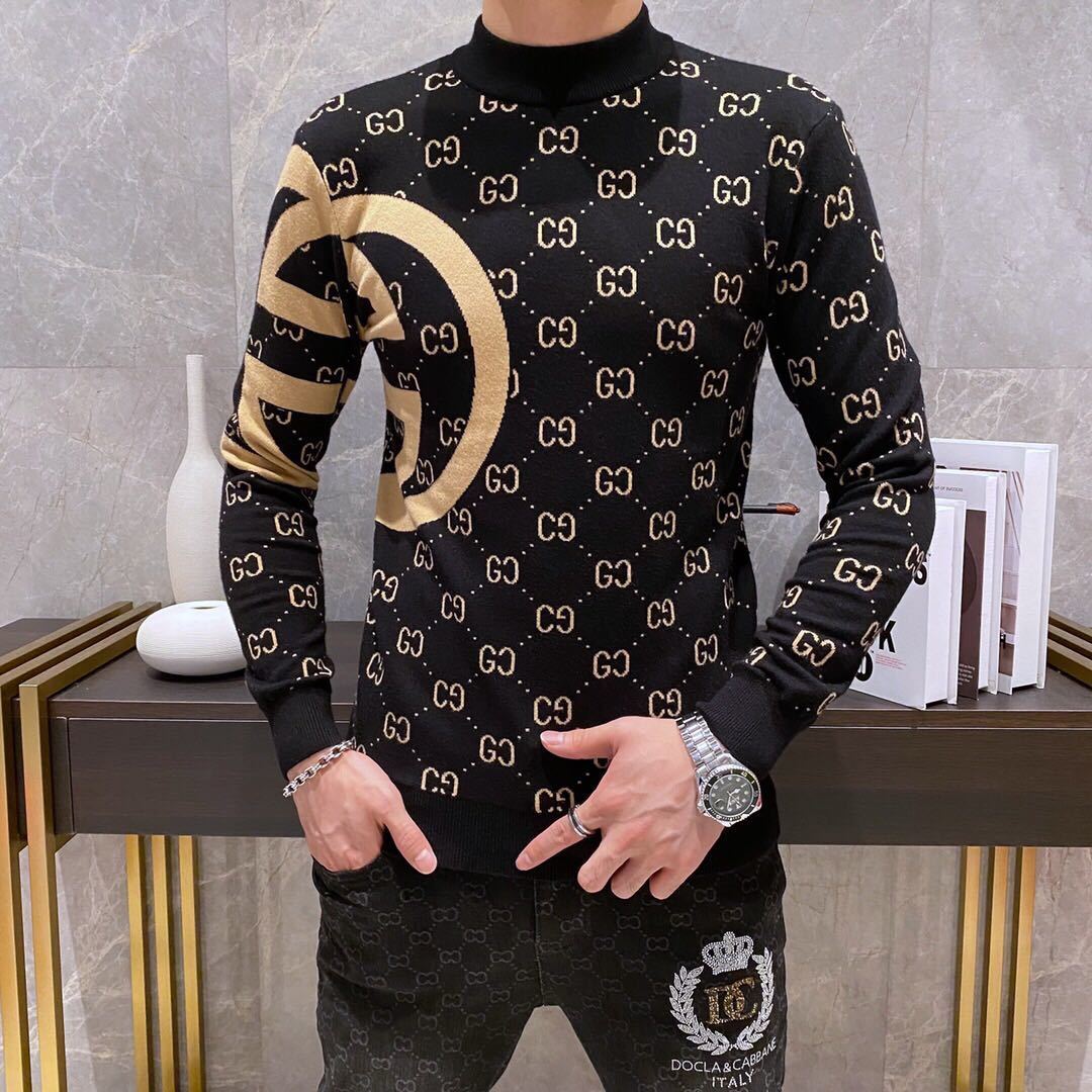 詳細な写真と価格については私に連絡してください。