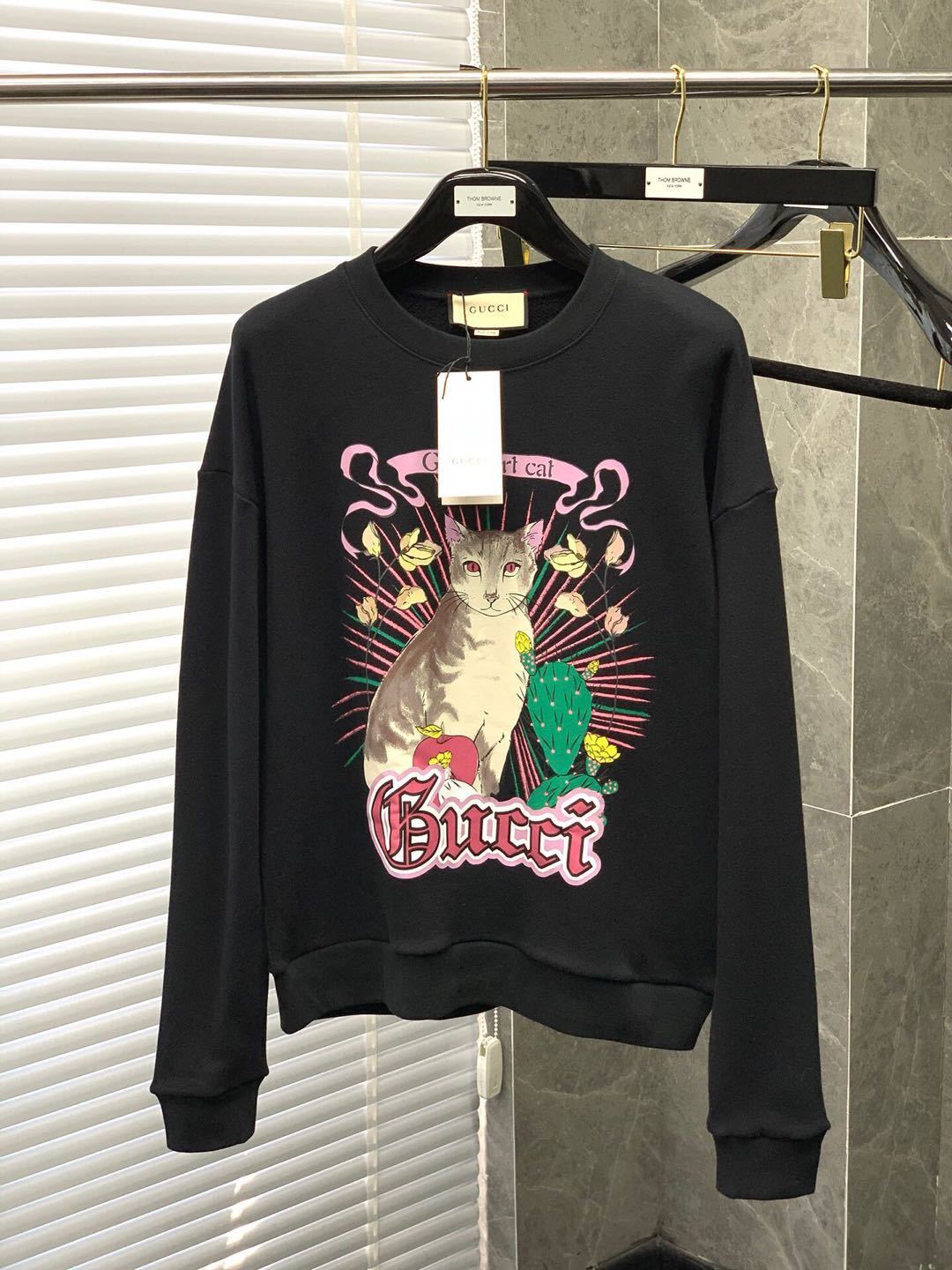 詳細な写真と価格については私に連絡してください。