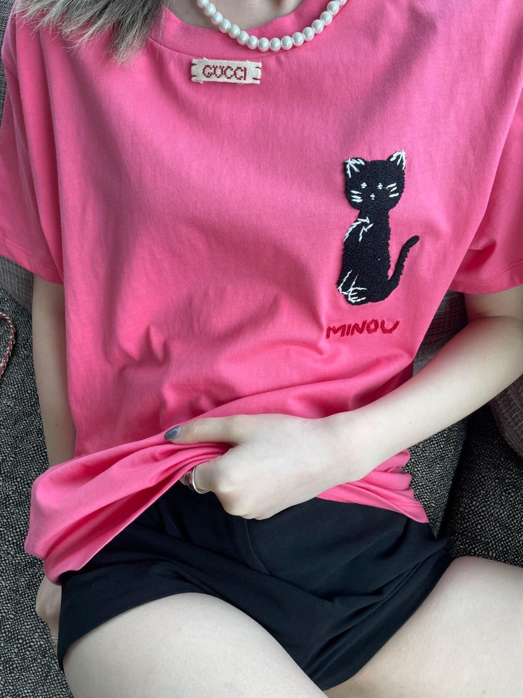 詳細な写真と価格については私に連絡してください。