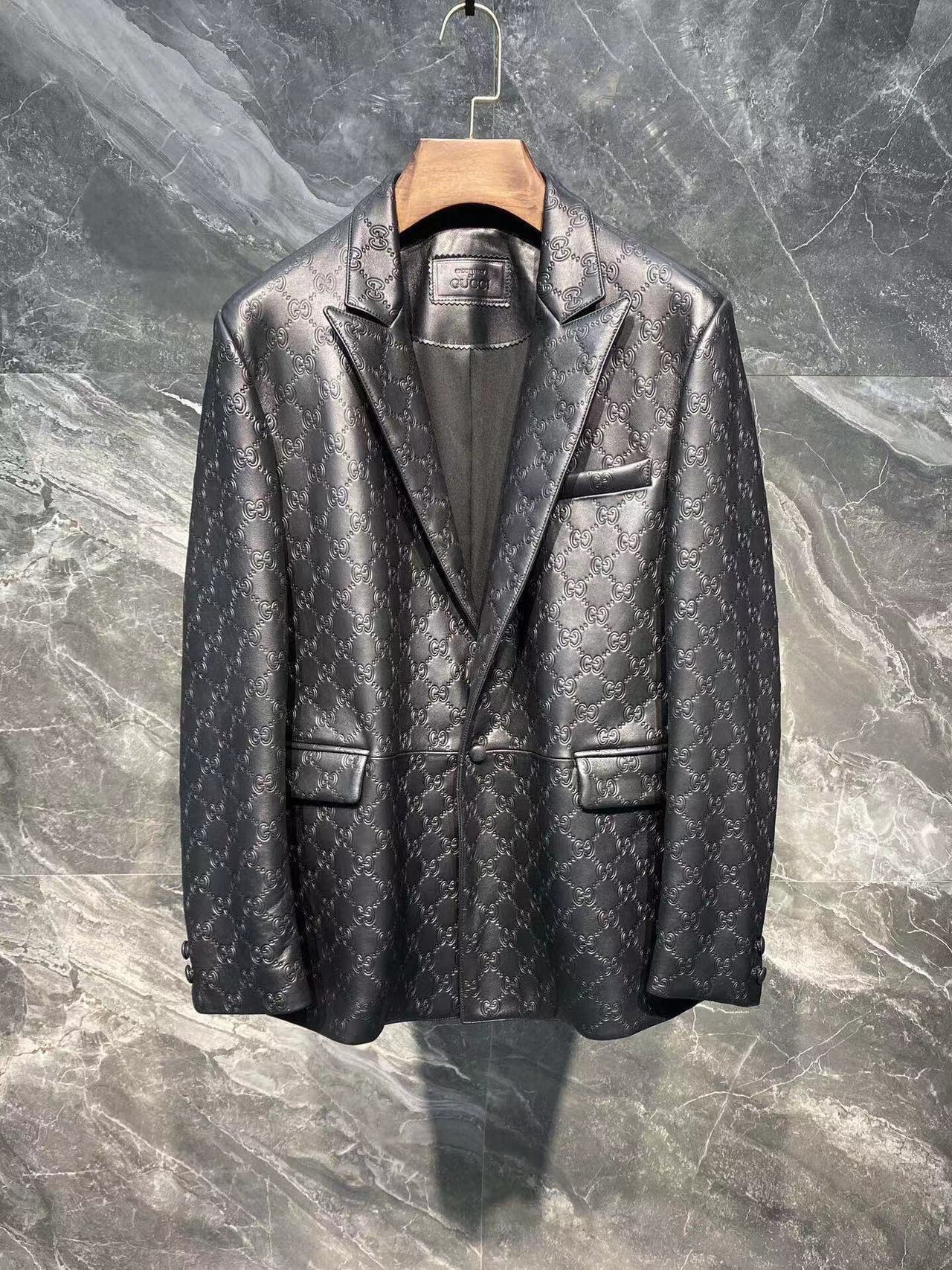 詳細な写真と価格については私に連絡してください。