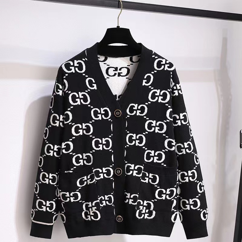 詳細な写真と価格については私に連絡してください。