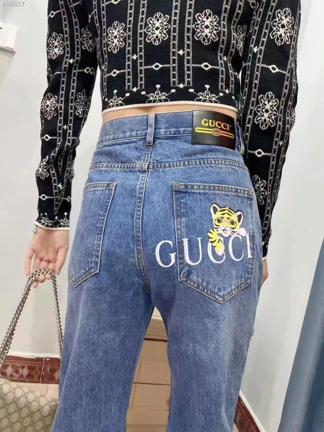 詳細な写真と価格については私に連絡してください。