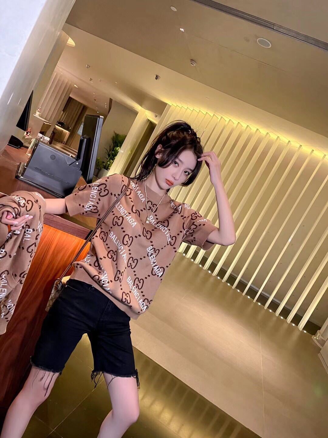 製品の詳細画像と価格はご連絡ください