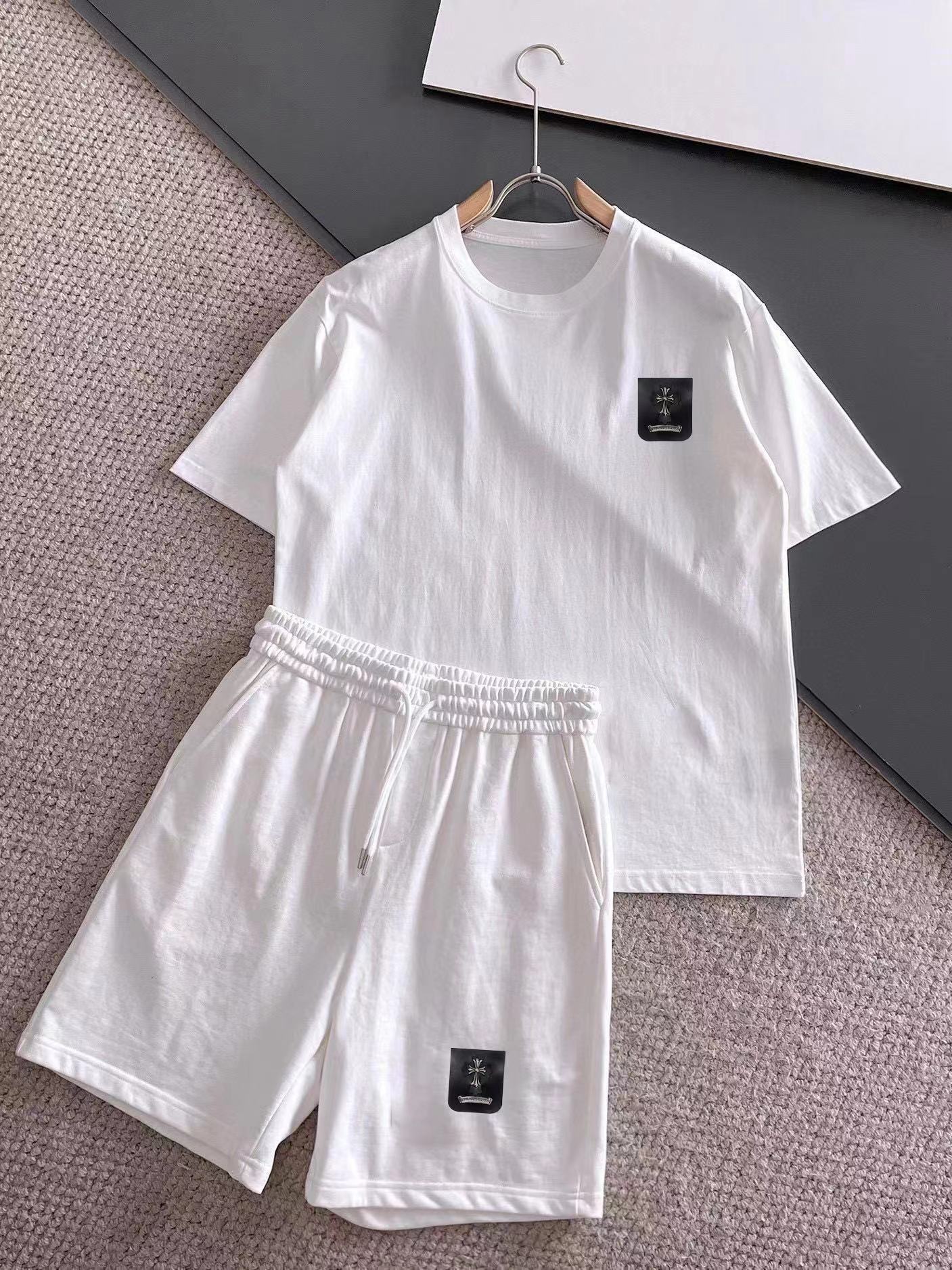 詳細な写真を見て、私を見つけてください