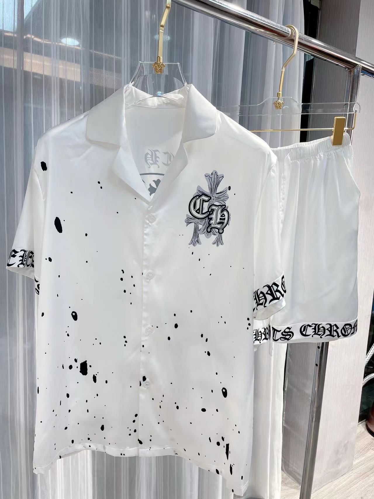 詳細な写真を見て、私を見つけてください