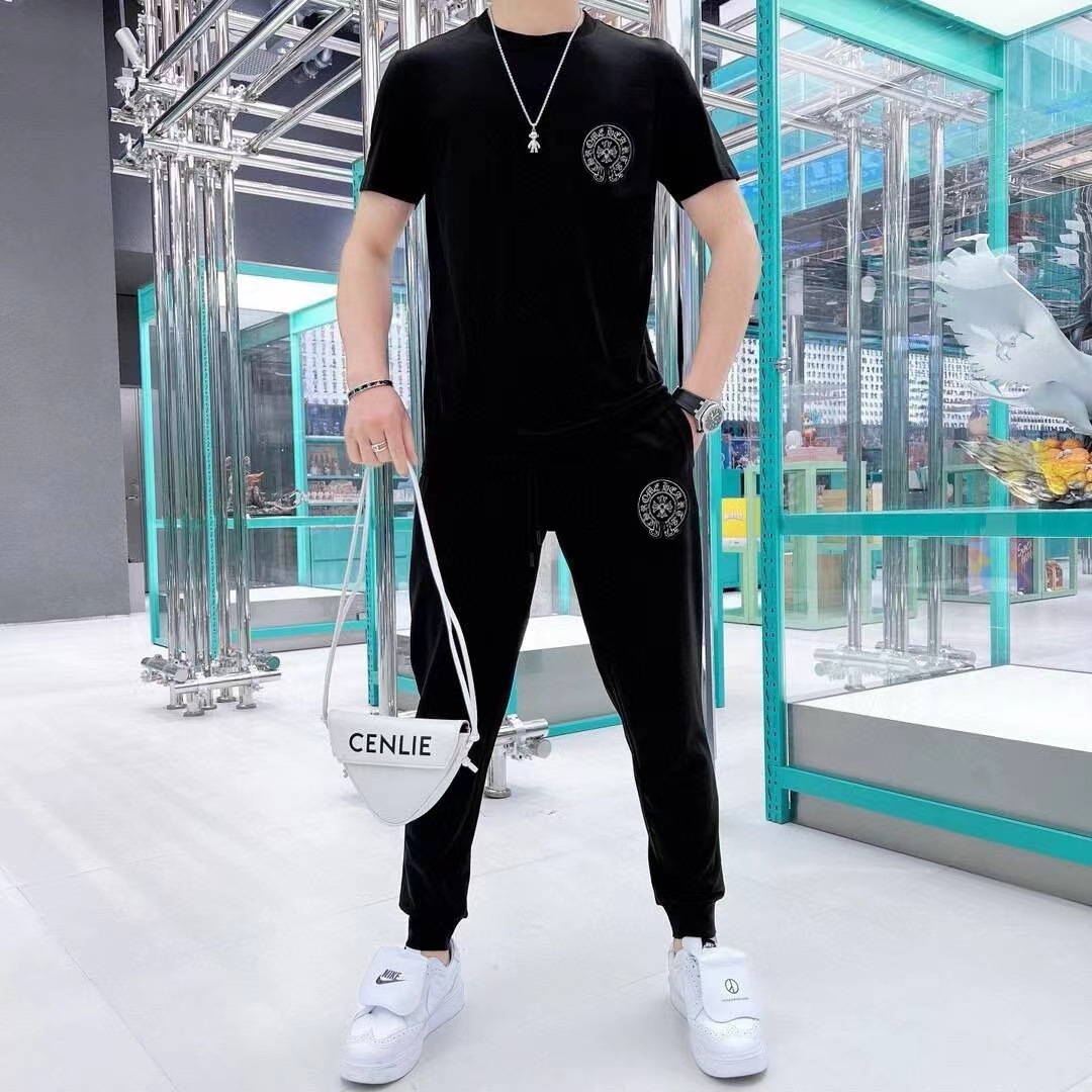 詳細な写真を見て、私を見つけてください