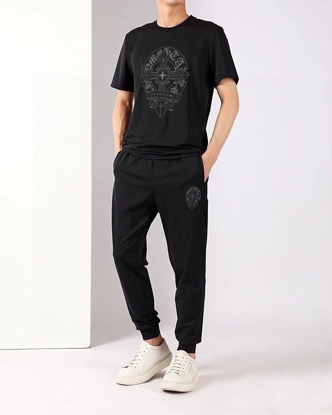 詳細な写真を見て、私を見つけてください