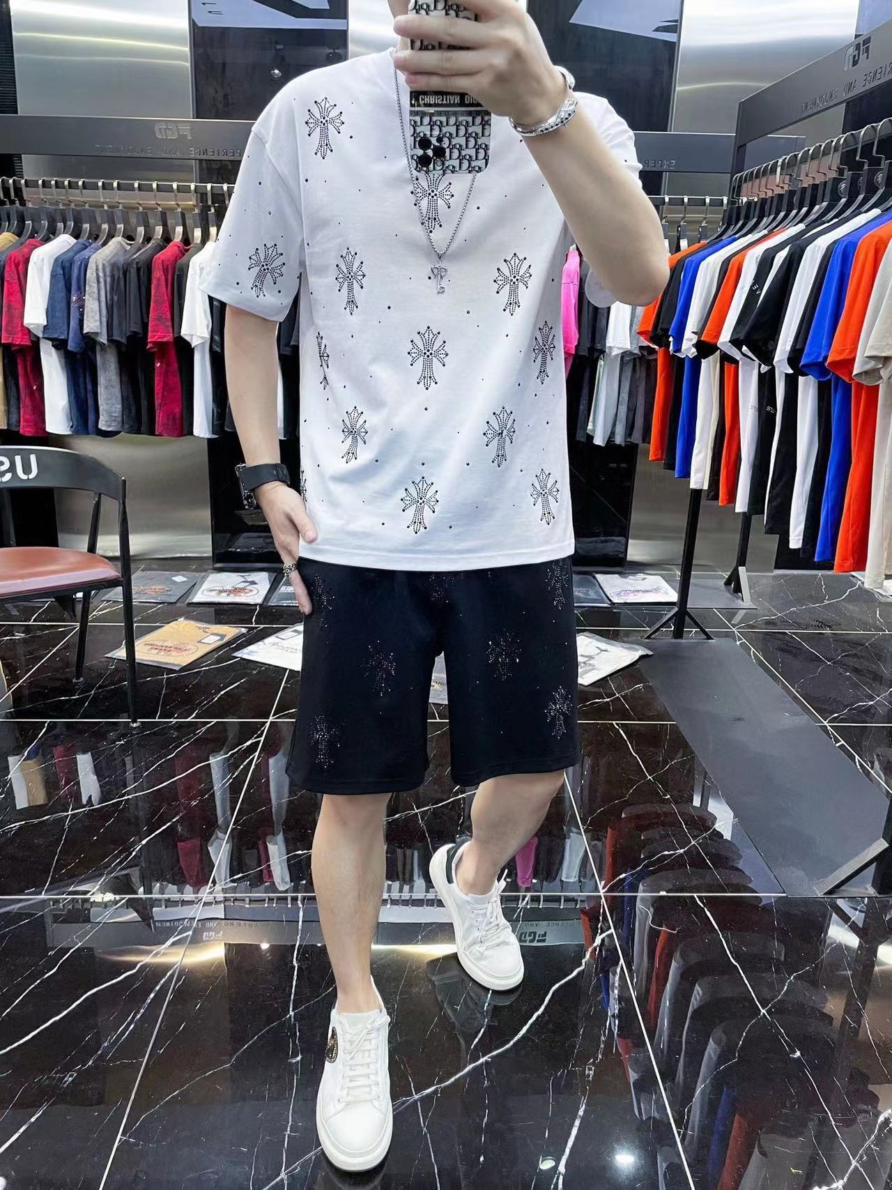 詳細な写真を見て、私を見つけてください