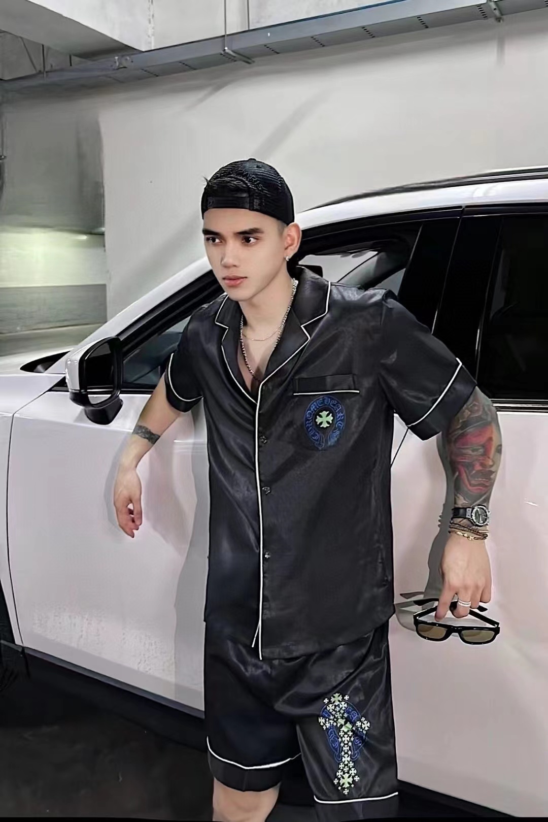 詳細な写真を見て、私を見つけてください