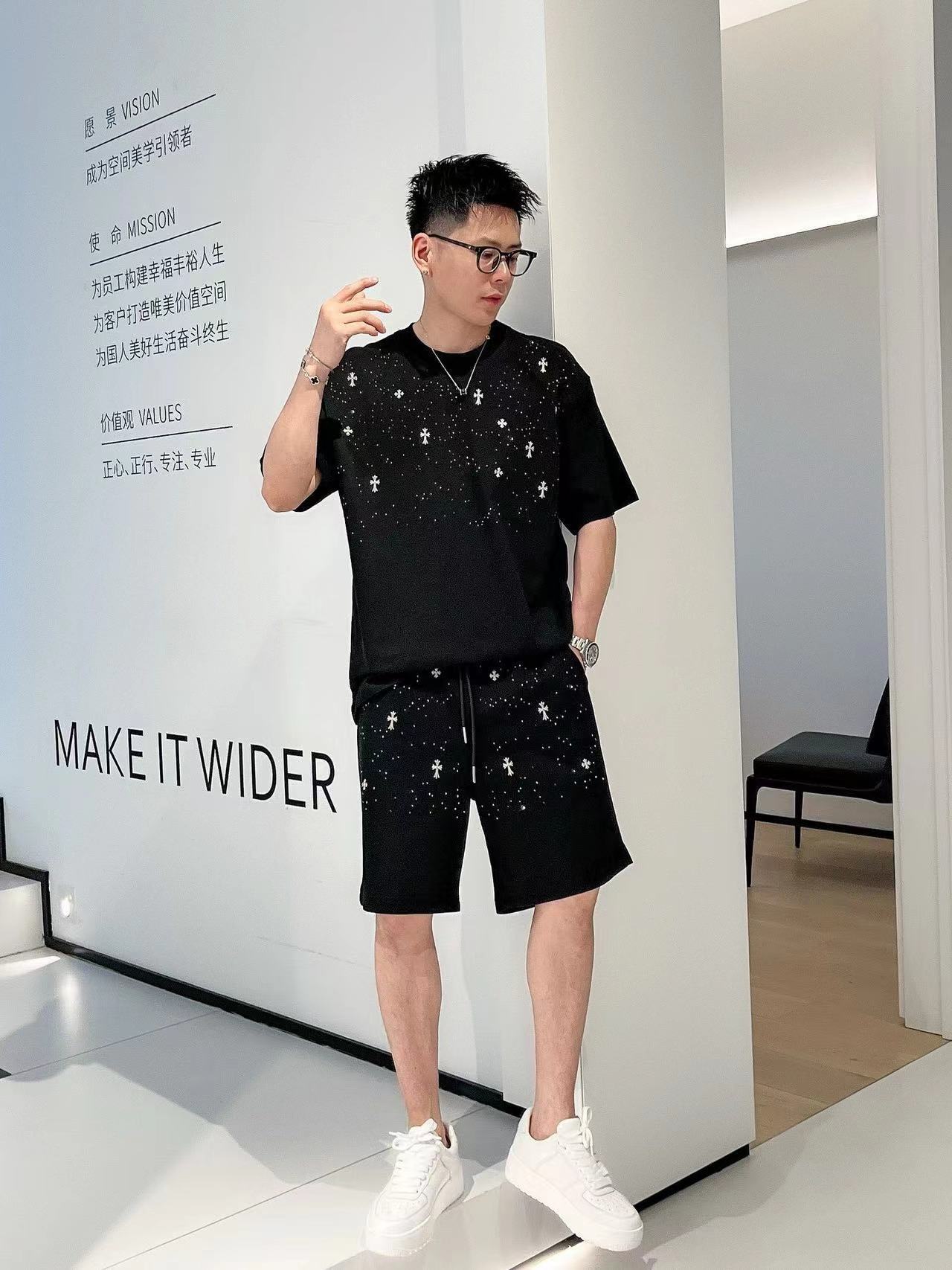 詳細な写真を見て、私を見つけてください