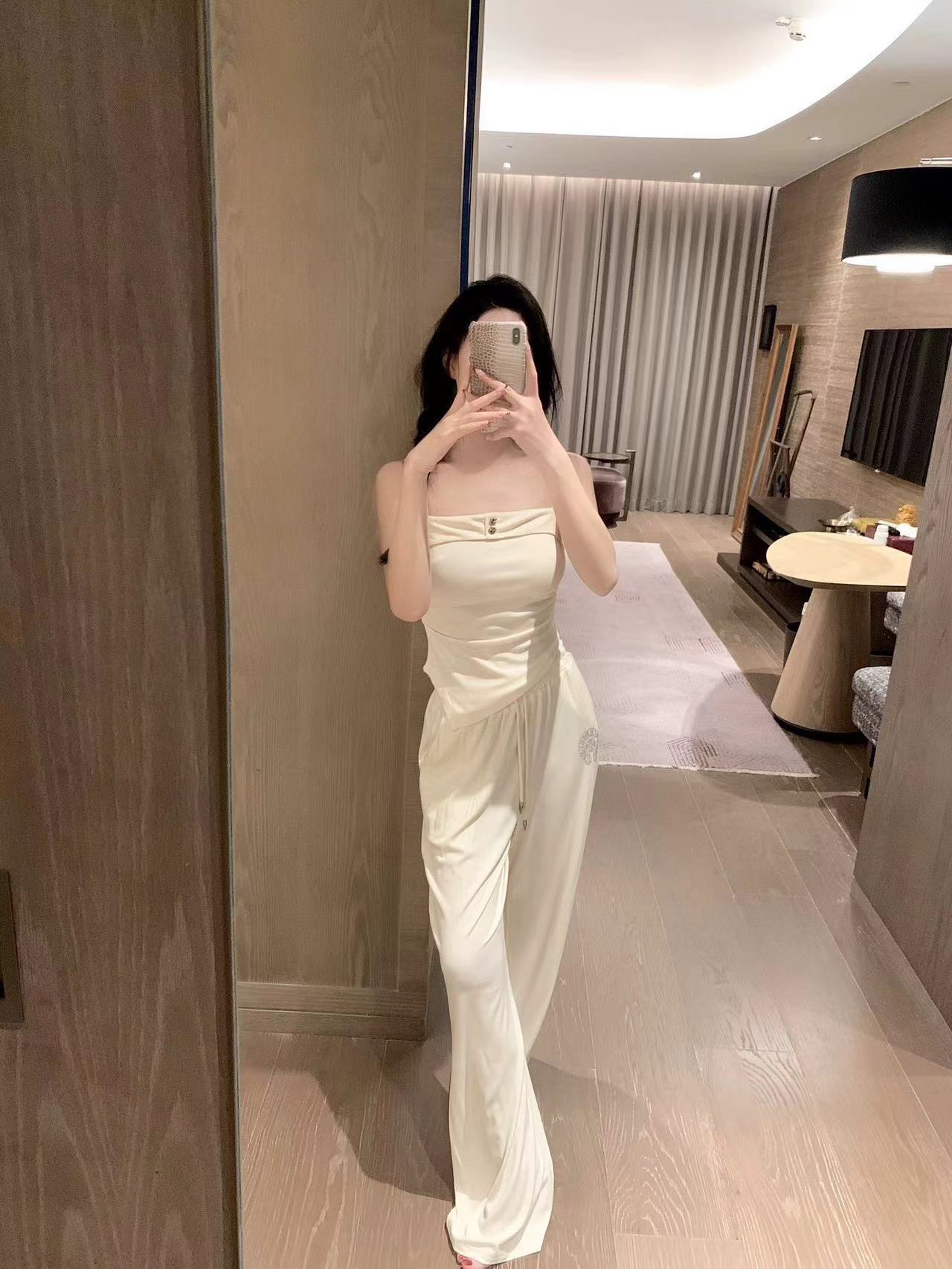 詳細な写真を見て、私を見つけてください