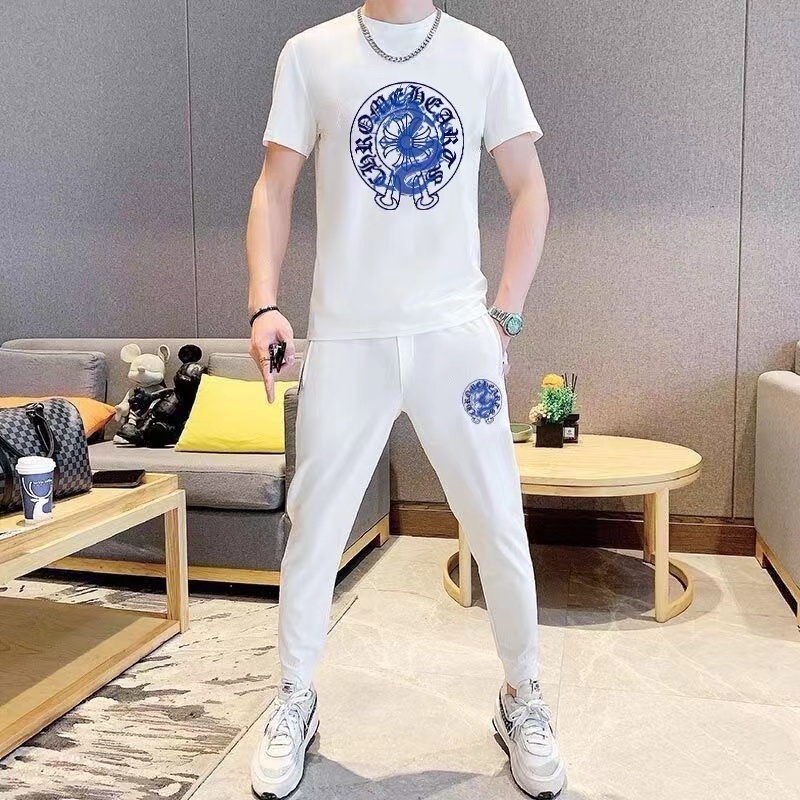 詳細な写真を見て、私を見つけてください