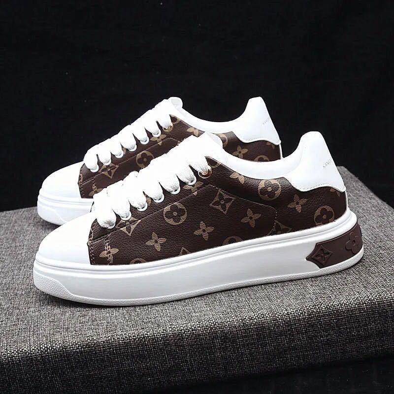 詳細な写真と価格については私に連絡してください