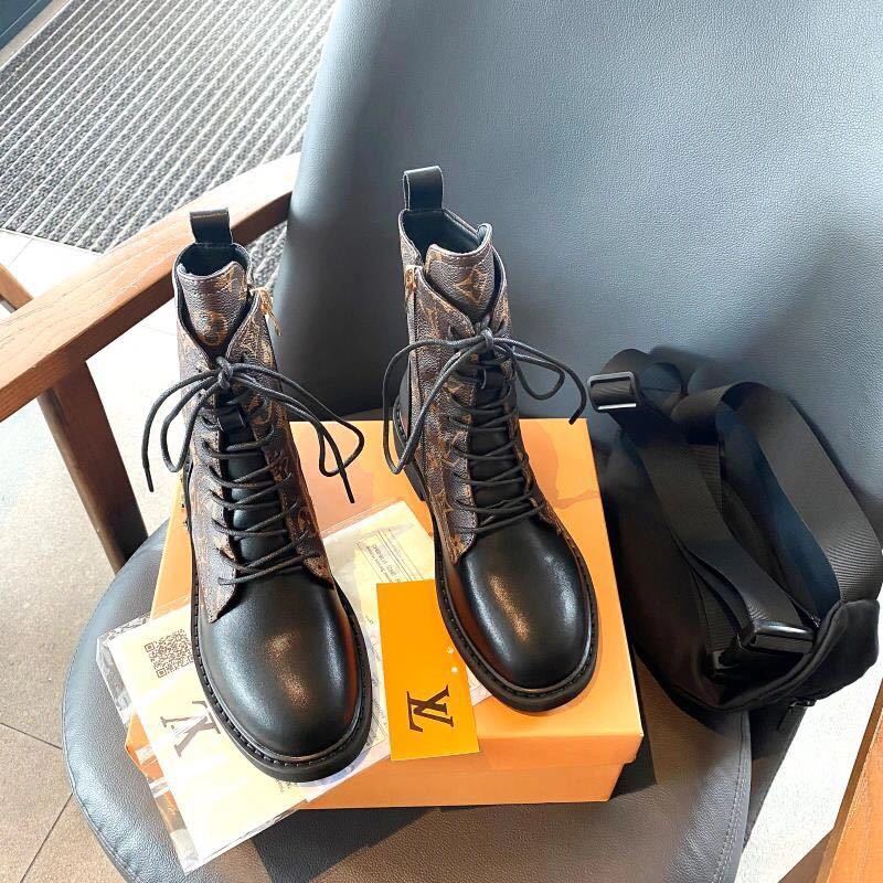 詳細な写真と価格については私に連絡してください