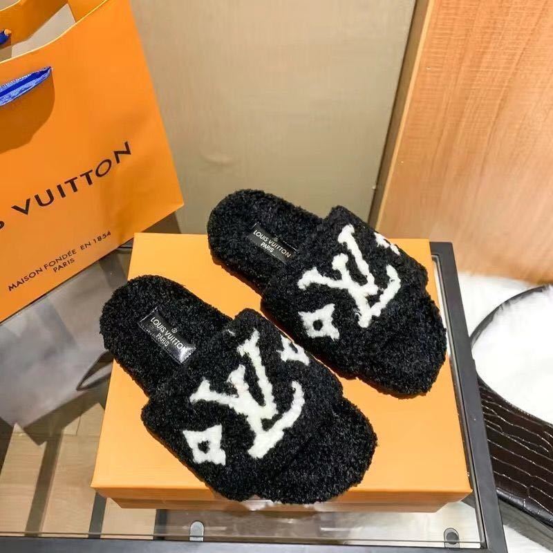 詳細な写真と価格については私に連絡してください。