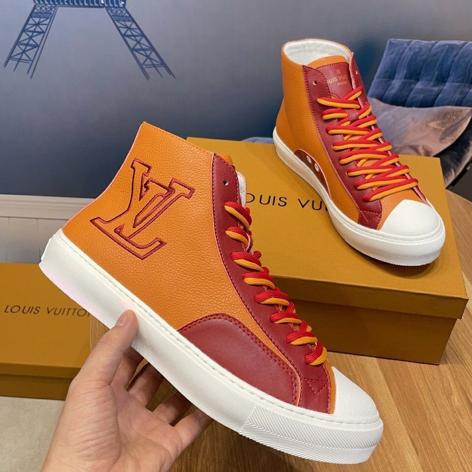 詳細な写真と価格については私に連絡してください