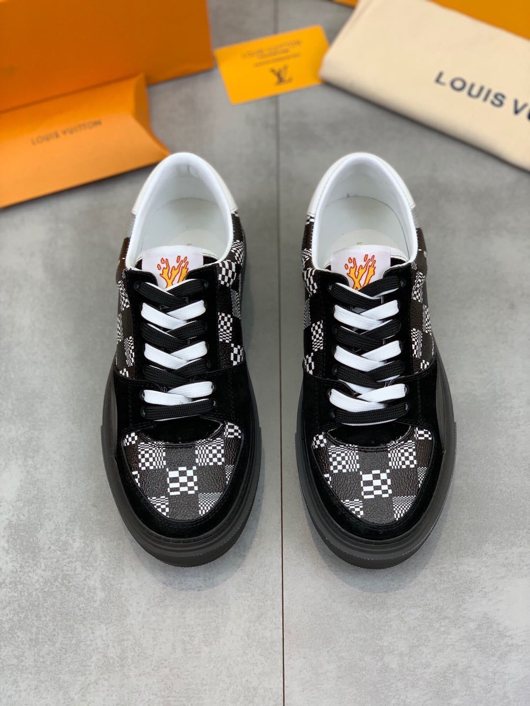 詳細な写真と価格については私に連絡してください