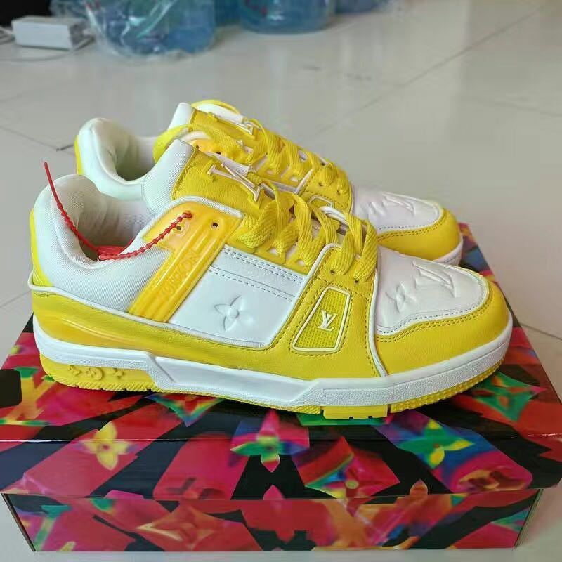 詳細な写真と価格については私に連絡してください