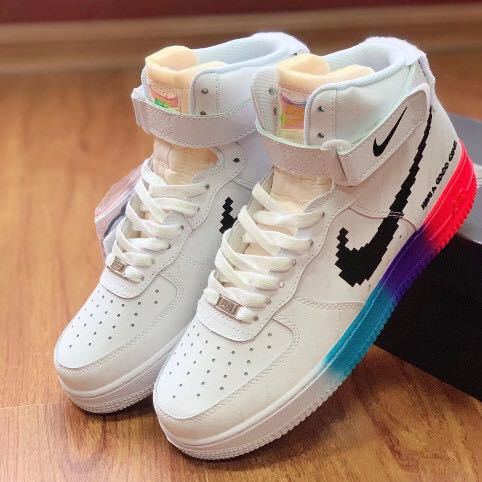 詳細な写真と価格については私に連絡してください