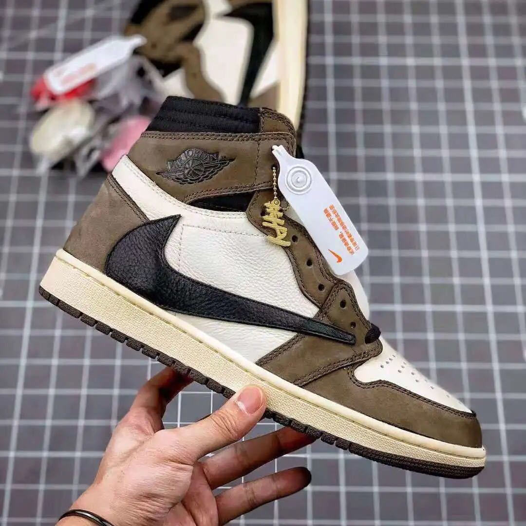 詳細な写真と価格については私に連絡してください