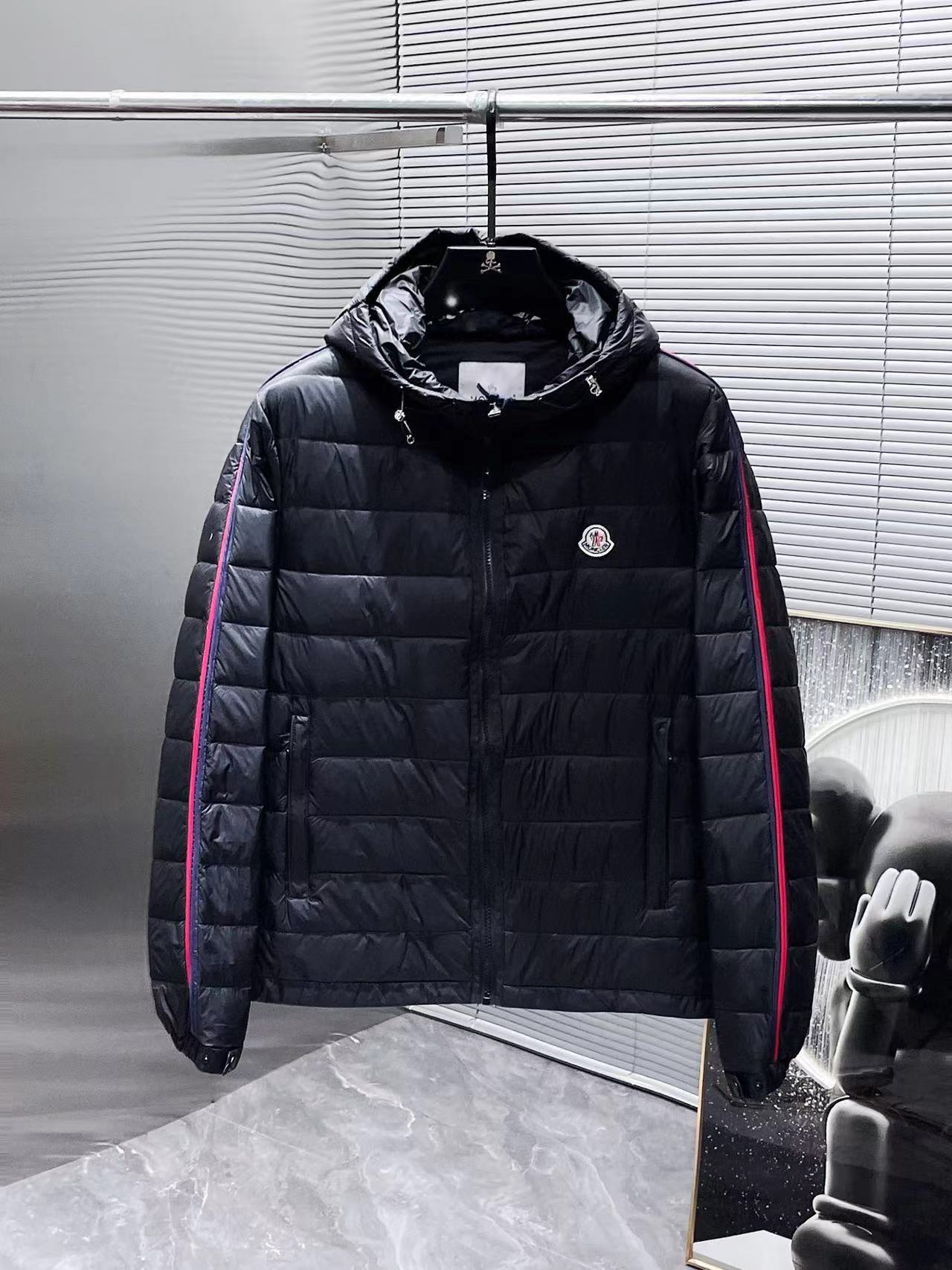 詳細な写真と価格については私に連絡してください。