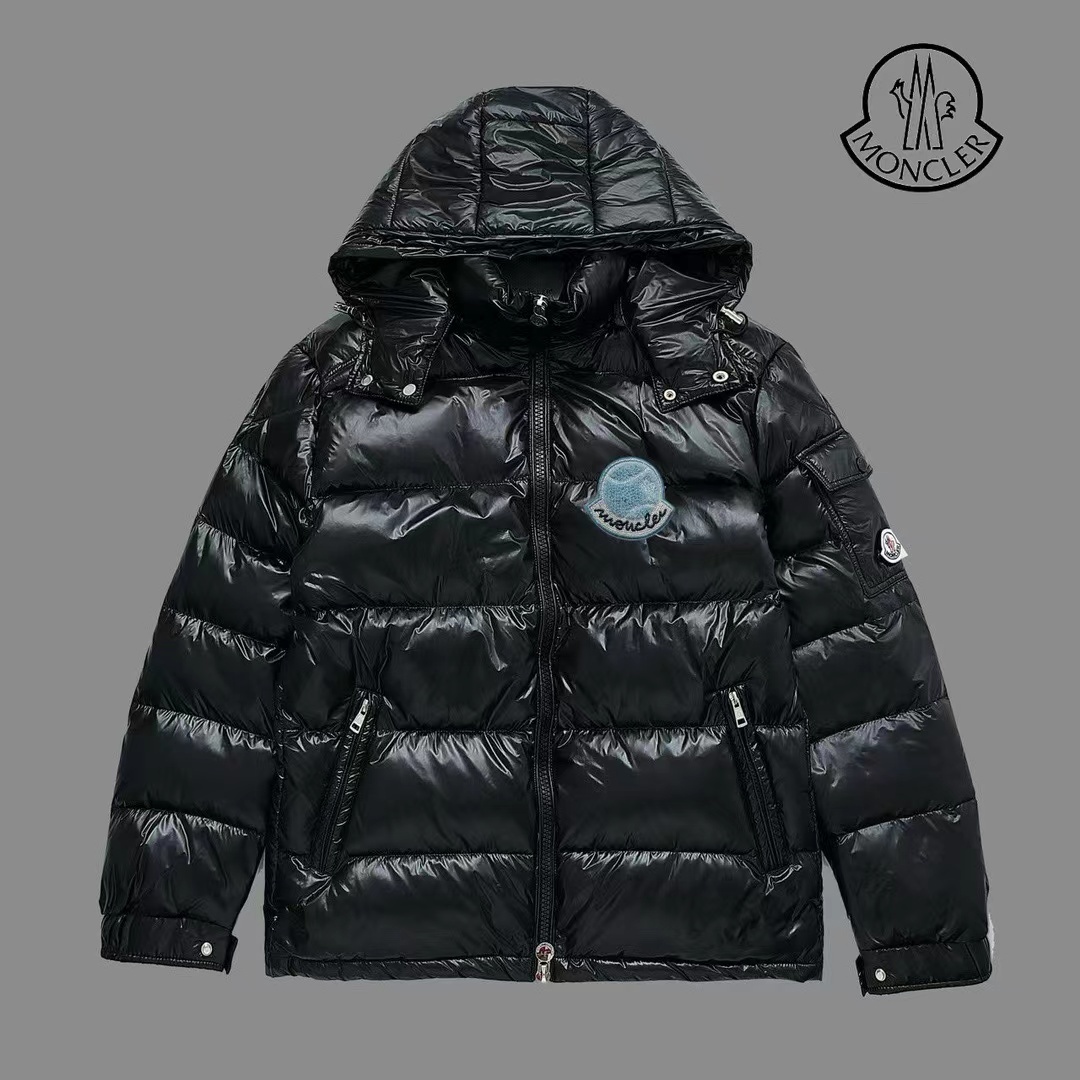 詳細な写真と価格については私に連絡してください。