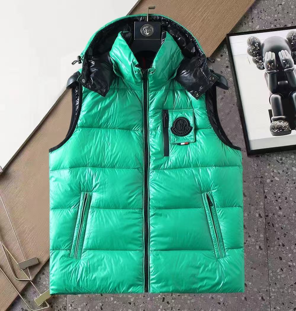 詳細な写真と価格については私に連絡してください。